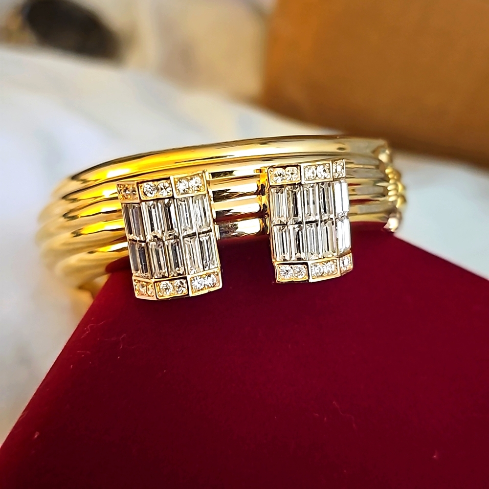 Vintage Baguette Christian Dior Clip On's